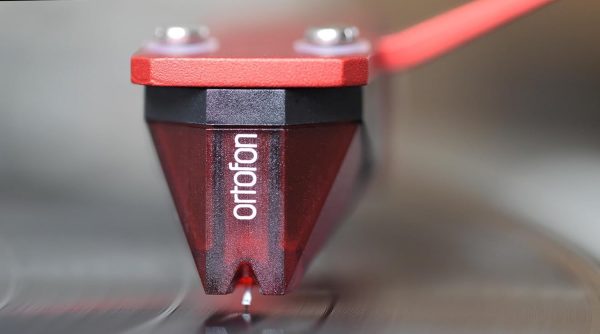 Ortofon 2M Red Moving Magnet Phono Cartridge - Image 3