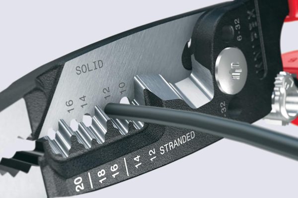 KNIPEX Tools Forged Wire Stripper 13 71 8 - Image 4